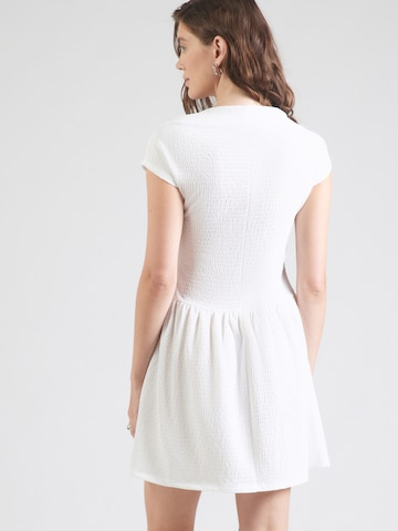 ABOUT YOU Kleid 'Aylin' in Weiß