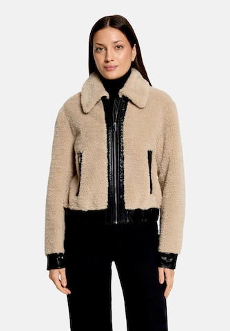 Amber & June Tussenjas in Beige: voorkant
