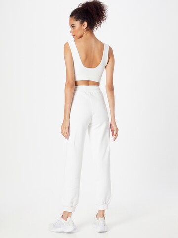 Effilé Pantalon NU-IN en blanc