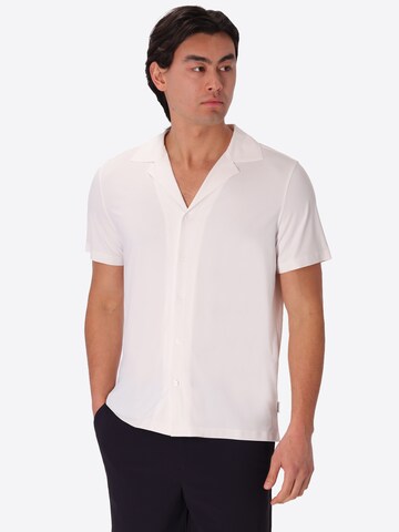 Coupe regular Chemise Distretto12 en blanc : devant