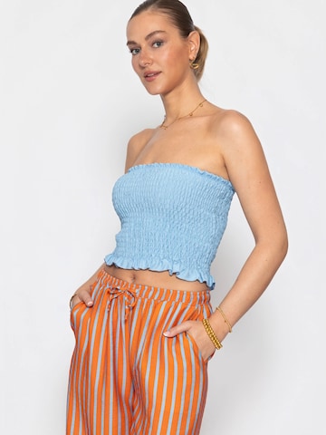 SASSYCLASSY Top‌‌‌‌‌‌ in Blau