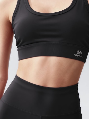 Tommy Life Sportovní souprava – černá