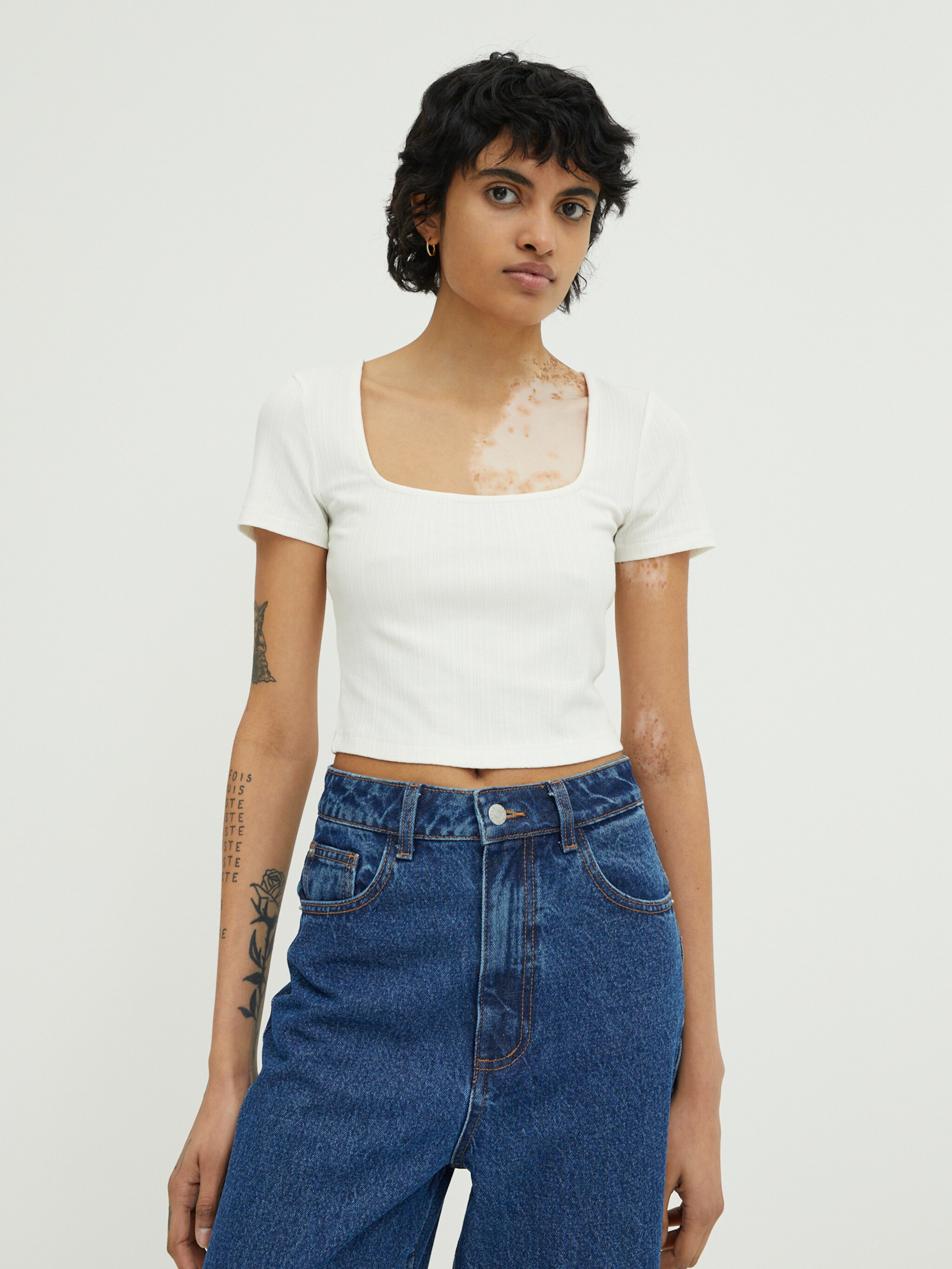 EDITED Producten Shirt 'Sarai' Wit