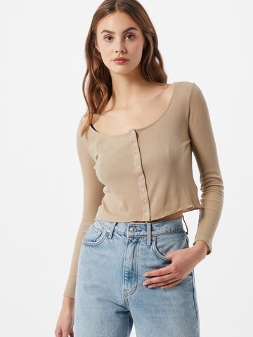 NU-IN T-shirt i beige: framsida