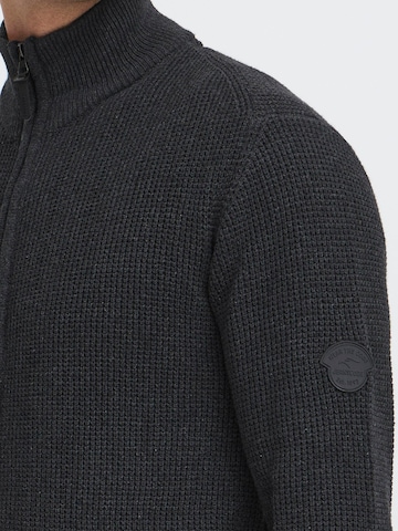 INDICODE JEANS Gebreid vest 'Revil ' in Grijs