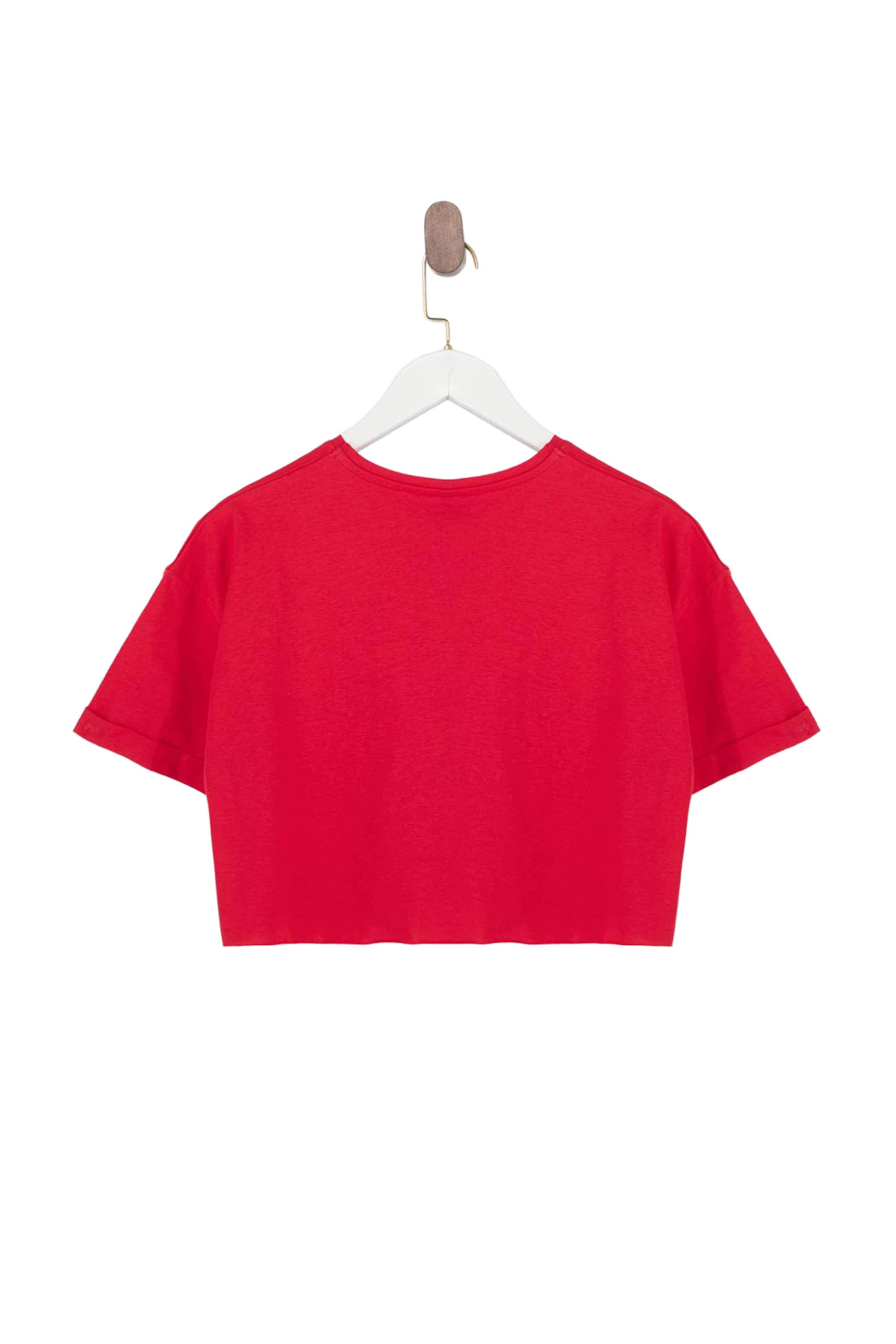 Tricou de la Trendyol pe roșu