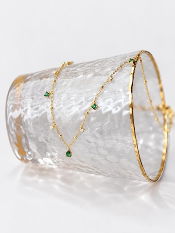 LanLiviaLančić 'Green Stone' - zlatna boja