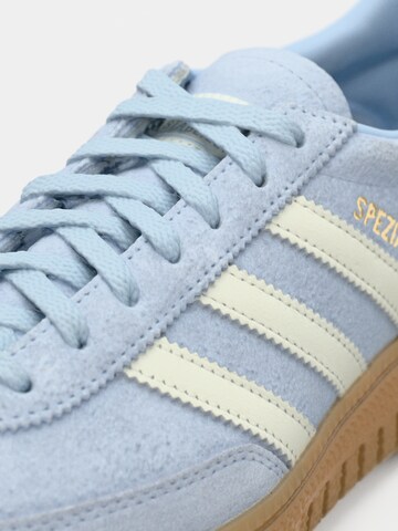 Sneaker low 'HANDBALL SPEZIAL BOLD' de la ADIDAS ORIGINALS pe albastru
