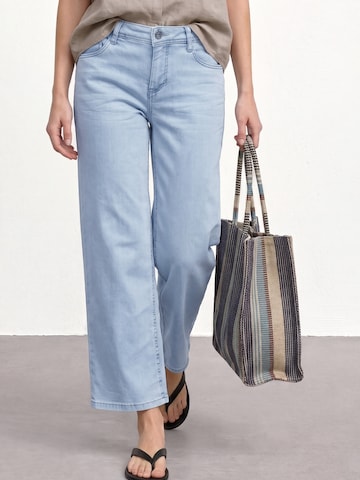 STREET ONE Loosefit Jeans 'Emee' in Blauw: voorkant