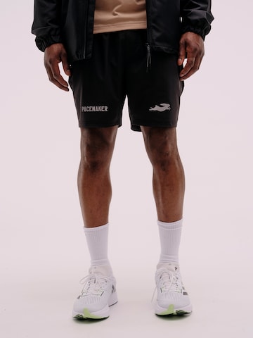 Pacemaker Štandardný strih Športové nohavice 'Luke' - Čierna: predná strana
