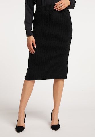 faina Skirt in Black: front