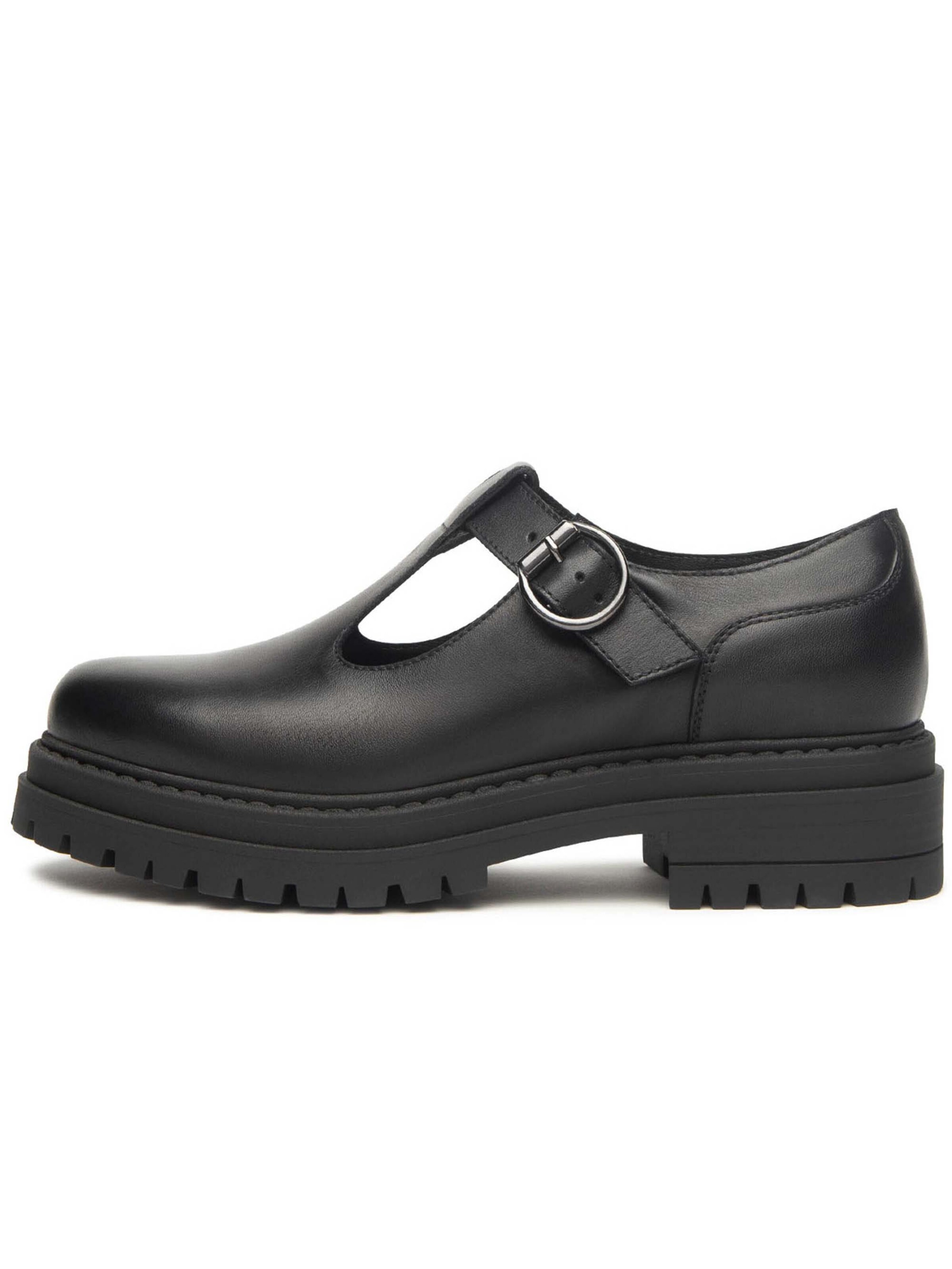 Chaussure basse 'Folgaria' Nero Giardini en noir : devant