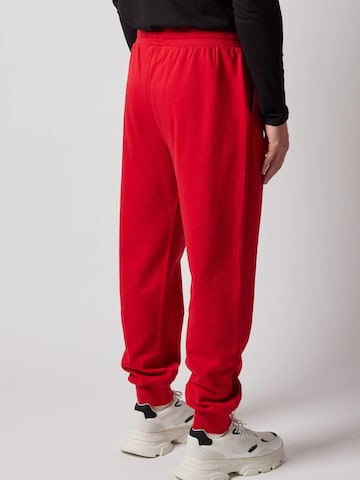 OWN Off With Nature Regular Broek 'Joggers Felpati' in Rood