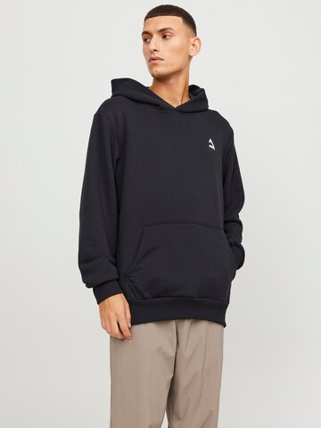 JACK & JONES Sweatshirt 'JCOTriangle' in Zwart: voorkant