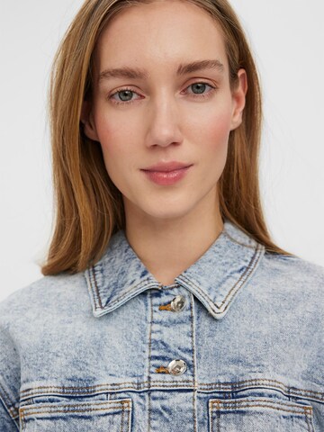 VERO MODA Between-Season Jacket 'Brenda' in Blue