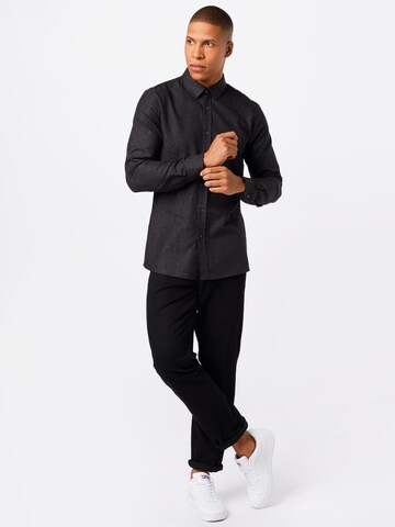 Coupe regular Chemise 'Elisha' HUGO en noir