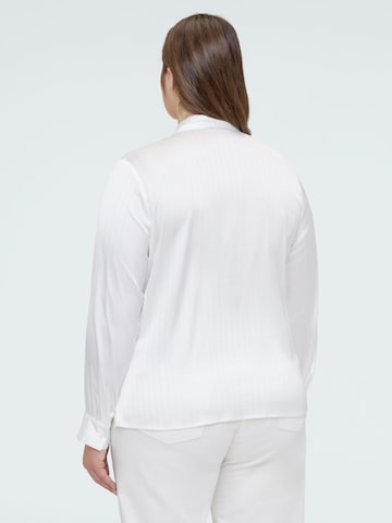 Fiorella Rubino Blouse in Wit
