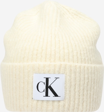 Calvin Klein Jeans Beanie in White: front