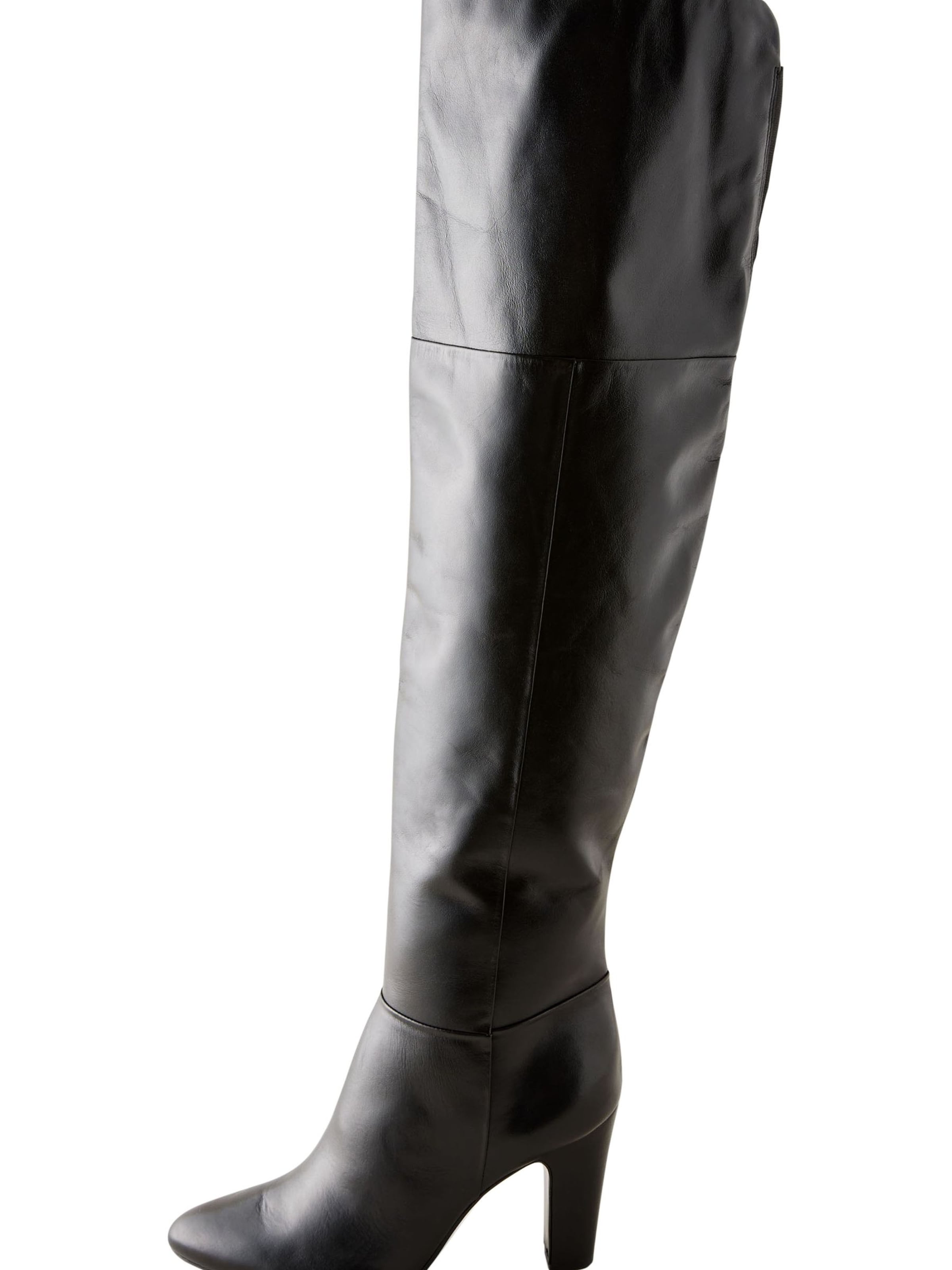 Next Boot in Black: front