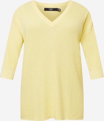 Vero Moda Curve Sweater in Yellow: front