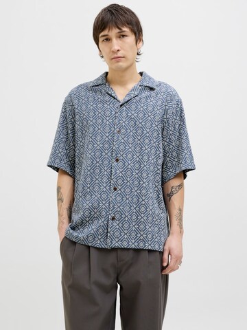 JACK & JONES Comfort fit Button Up Shirt 'JPRBLUVincent' in Blue: front