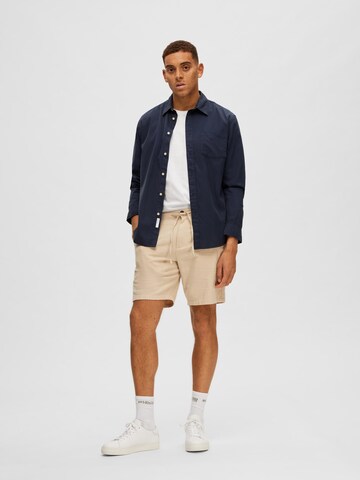 SELECTED HOMME Regular Shorts 'Brody' in Beige