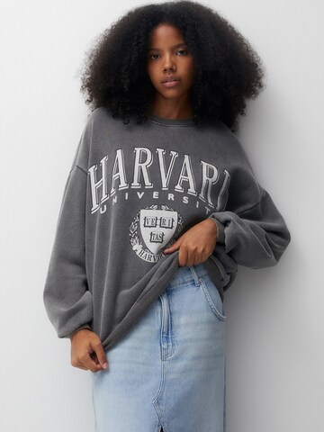 Pull&Bear Sweatshirt in Grau: Vorderseite