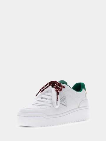 GUESS Sneaker 'Joezi' in Weiß