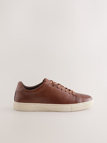 Baskets basses 'Smart Casual' Next en marron