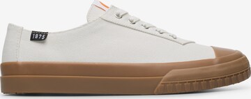 Baskets basses CAMPER en blanc