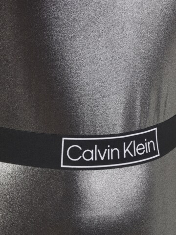 Calvin Klein Swimwear Plus صدرية ثوب السباحة بلون رمادي