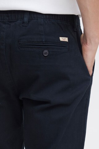BLEND - Regular Calças chino em preto