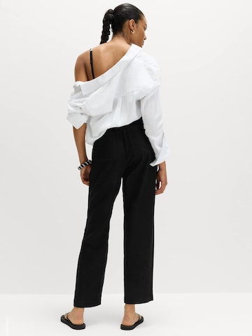 Coupe slim Pantalon Marks & Spencer en noir