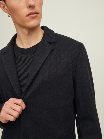 JACK & JONES Between-Seasons Coat 'Toby' in Black