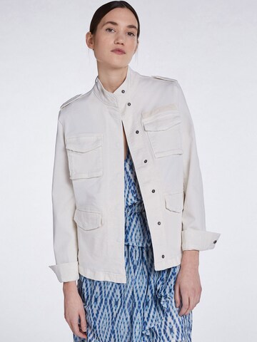 SET Between-Season Jacket in White: front