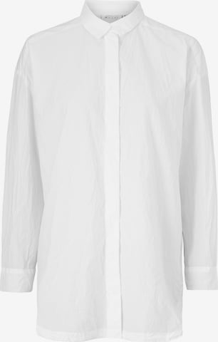 Masai Blouse in White: front