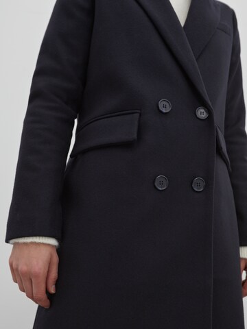 EDITED Between-Seasons Coat 'Adrienne' in Blue