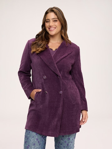 Cappotto di mezza stagione di Fiorella Rubino in lilla