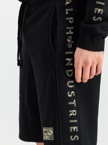 ALPHA INDUSTRIES - regular Pantalón en negro