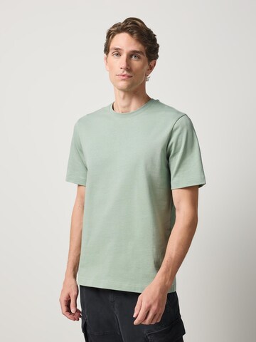 Next Shirt in Beige