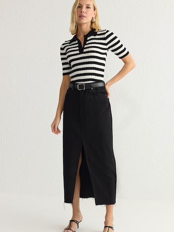 Trendyol Sweter w kolorze czarny