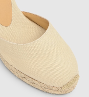 Castañer Espadrilles 'Carol' in Beige
