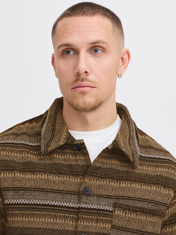 !Solid Regular fit Tussenjas ' MICHA ' in Bruin