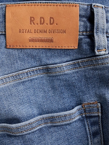 R.D.D. ROYAL DENIM DIVISION Normální Džíny 'Mike' – modrá