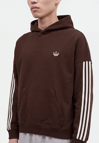 Bluză de molton de la ADIDAS ORIGINALS pe maro