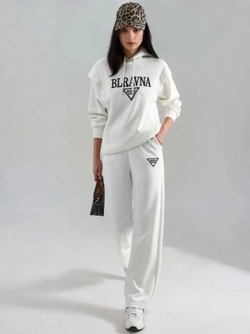 Hiccup Leisure suit in White