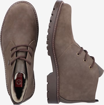 Boots chukka di Rieker in marrone