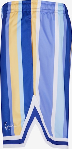 Karl Kani Regular Shorts in Blau