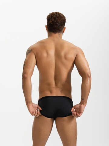 SEOBEAN Panty 'Chain' in 