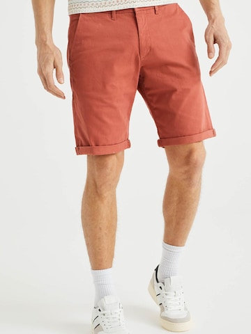 WE Fashion Slimfit Chino in Rood: voorkant
